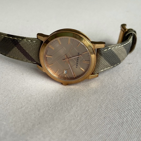 BURBERRY watch - Picture 6 of 9
